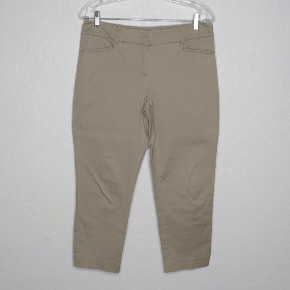 New York & Company* Women's‎ Multipocketed 1.5" Belt Loop Khaki Capris~ Size 6 - Picture 1 of 13